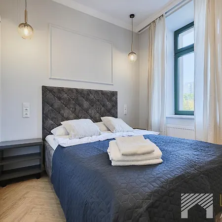 Apartament Radwańska Gold By Lookap *